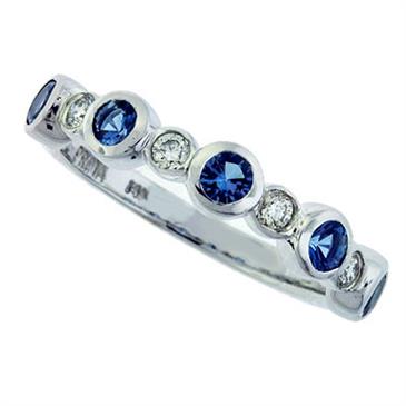 Prima Aquamarine & Diamond Ring Prima Aquamarine & Diamond Ring