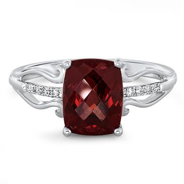 Prima Diamond & Garnet Ring Prima Diamond & Garnet Ring