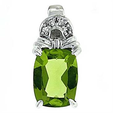 Prima Peridot & Diamond Pendant Prima Peridot & Diamond Pendant